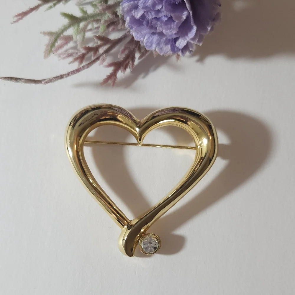 Vintage AAi Gold Plated Crystal Heart Brooch or Pin Signed AAi